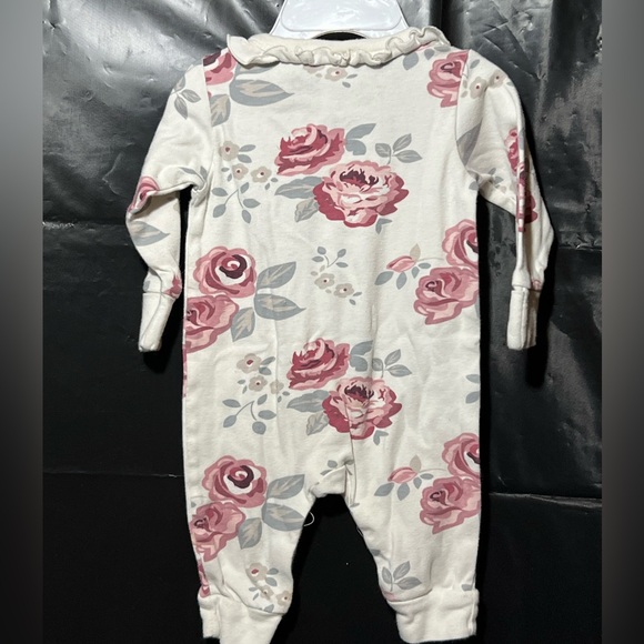 Set of Three Modern Moments by Gerber one pieces. - Picture 9 of 9